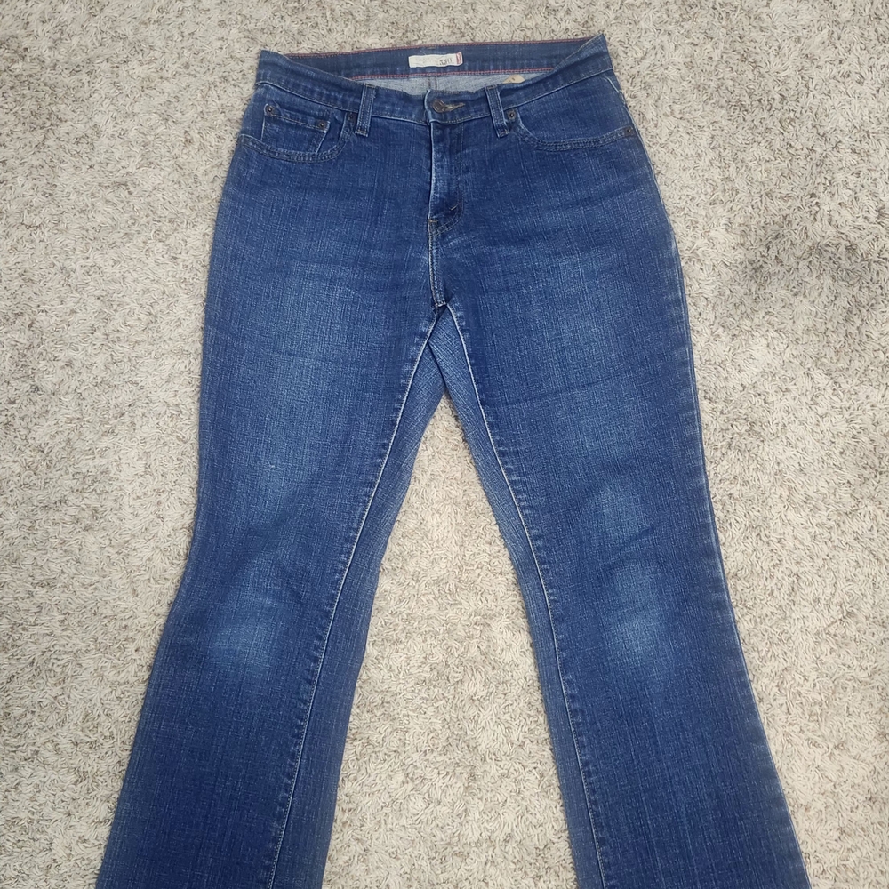 Classic Women's Boot Cut Jeans in Blue